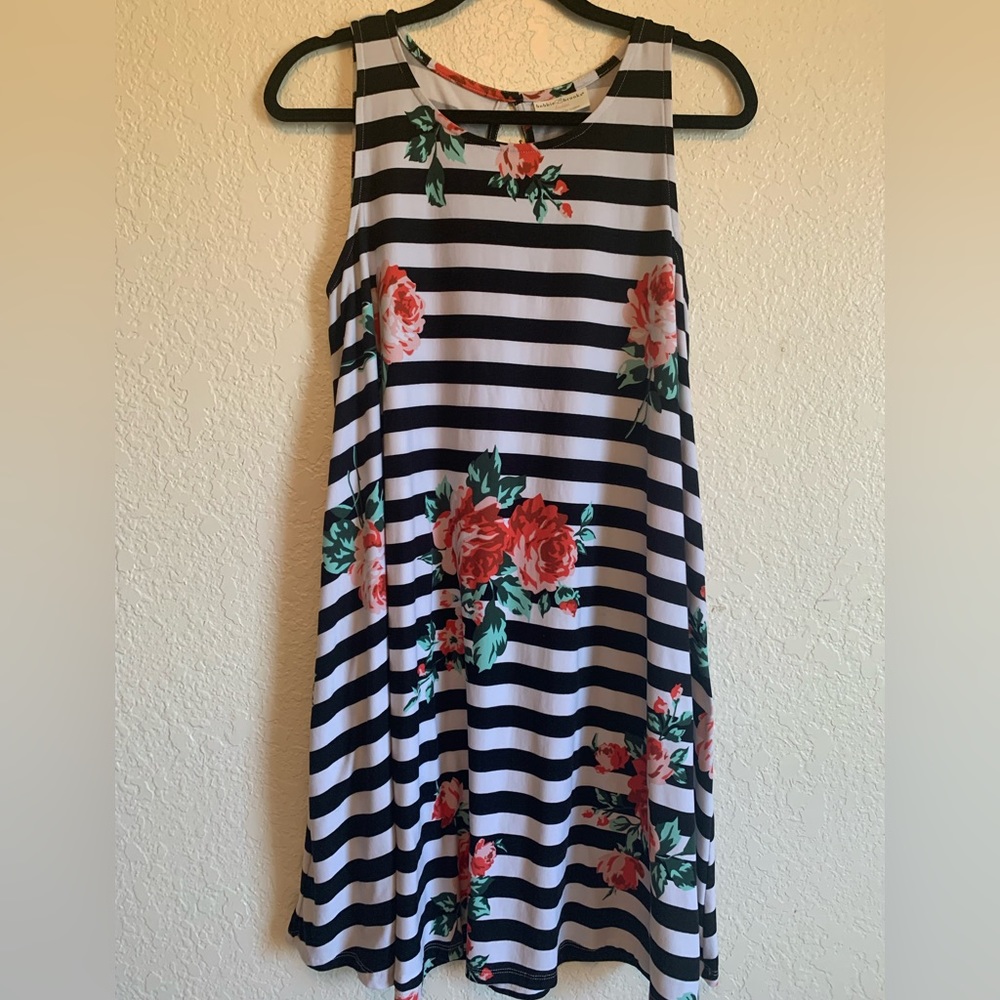 Bobbie Brooks woman’s dress.